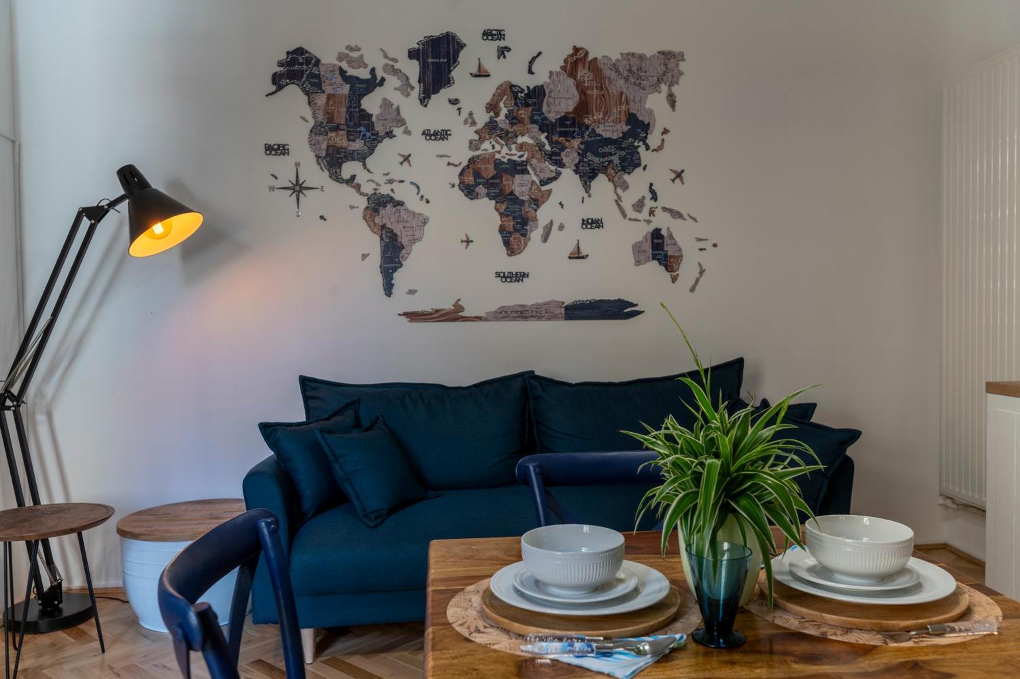 Luxurious Apartment In Old Town - Ultra Central Brasov Luaran gambar