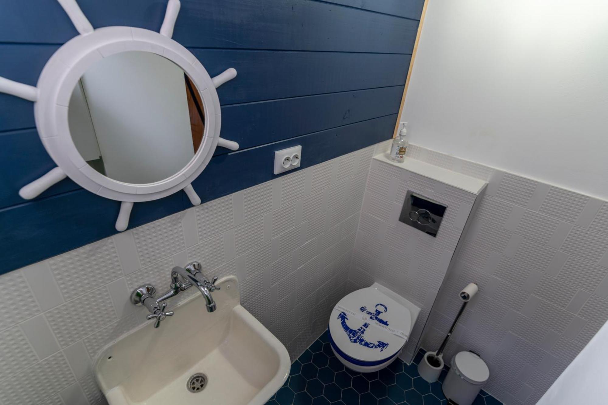 Luxurious Apartment In Old Town - Ultra Central Brasov Luaran gambar