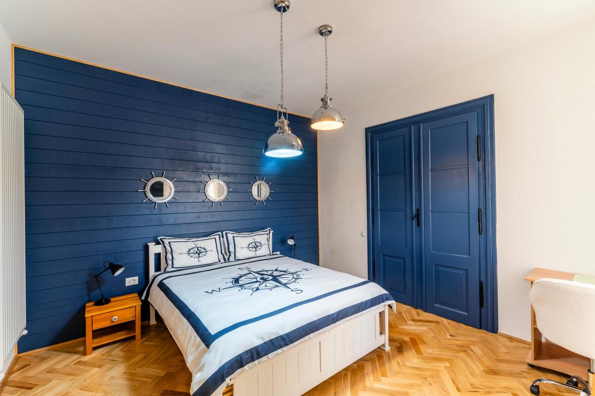 Luxurious Apartment In Old Town - Ultra Central Brasov Luaran gambar